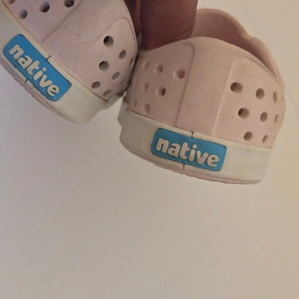 Native Jefferson Toddler Shoes Size C4 Petal Pink Slip On EVA Water‎ Shoes